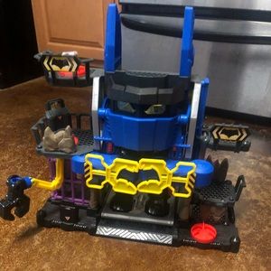 Imaginext Batcave with Robot